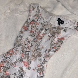 Connected Apparel White Floral Midi Dress - Women | Color: White